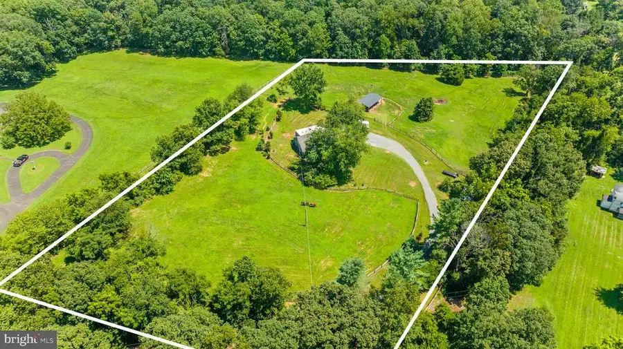 9467 Old Waterloo Rd, Warrenton, VA 20186 - Image #3