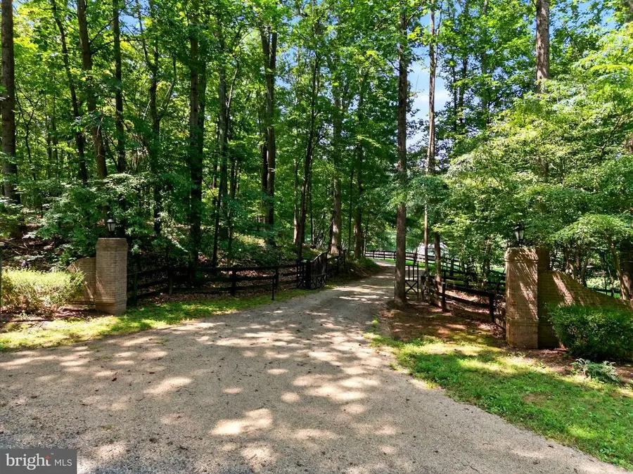 9565 Briar Ln, Delaplane, VA  - #2