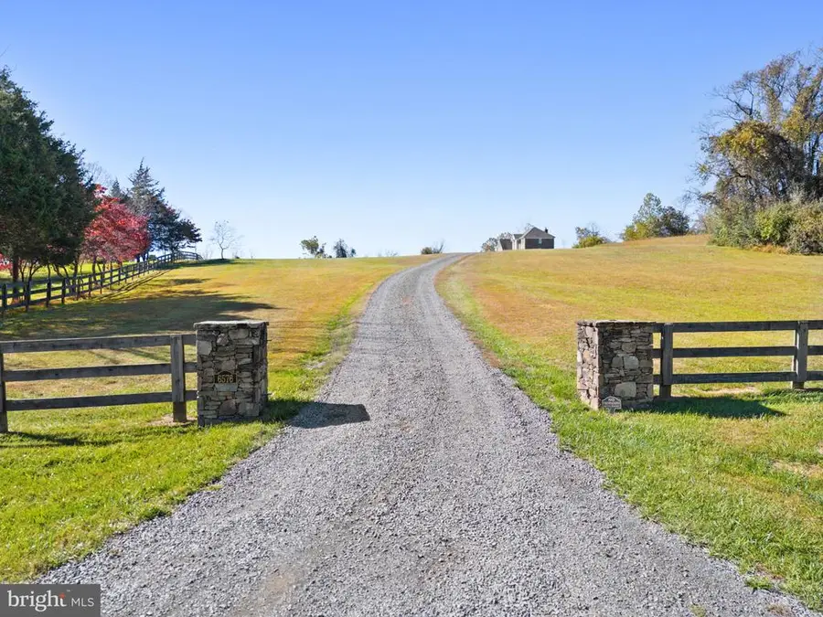 6576 Timothy Ln, Warrenton, VA 20186 - #3
