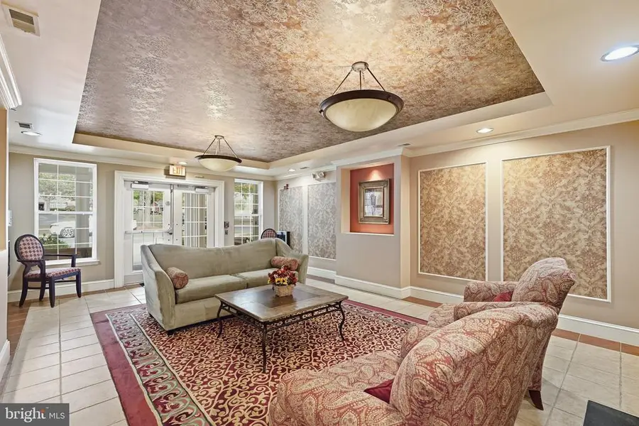 6696 Club House Ln, Warrenton, VA  - Image #2