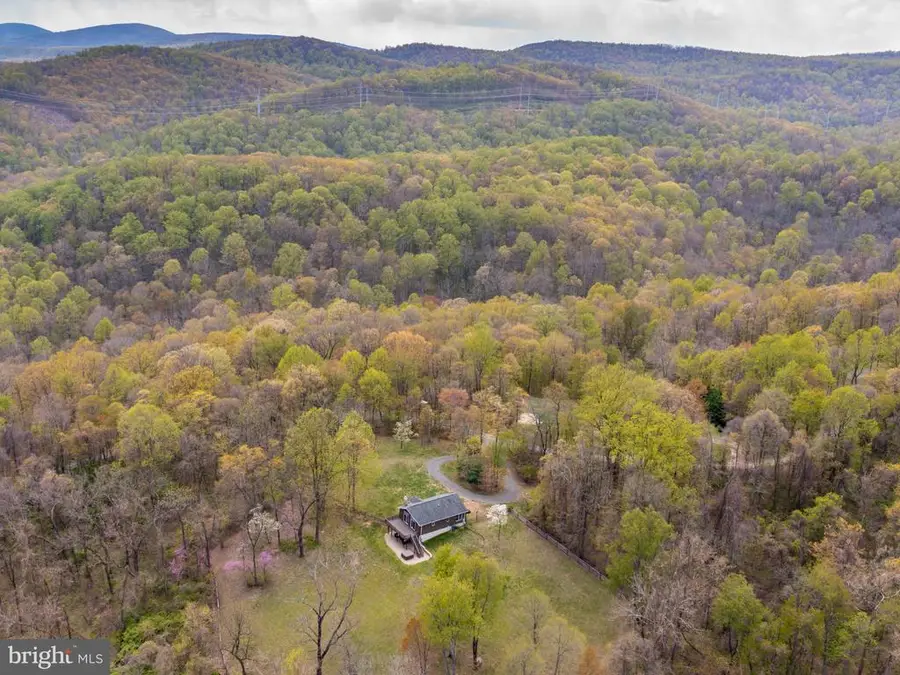 3998 Hidden Valley Ln, Linden, VA  - #3