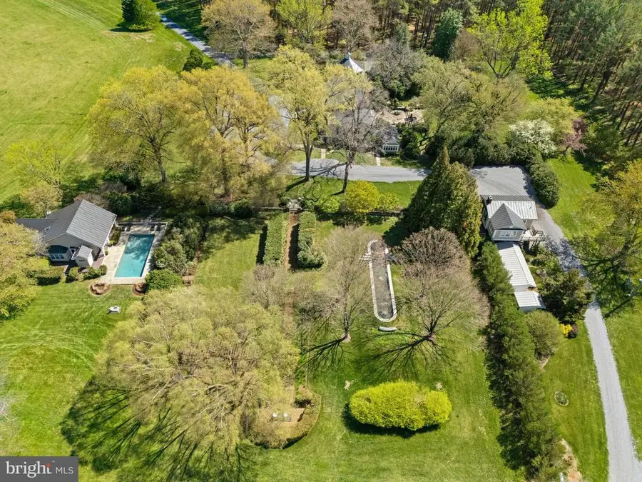 3252 Winchester Rd, Delaplane, VA 20144 - #3