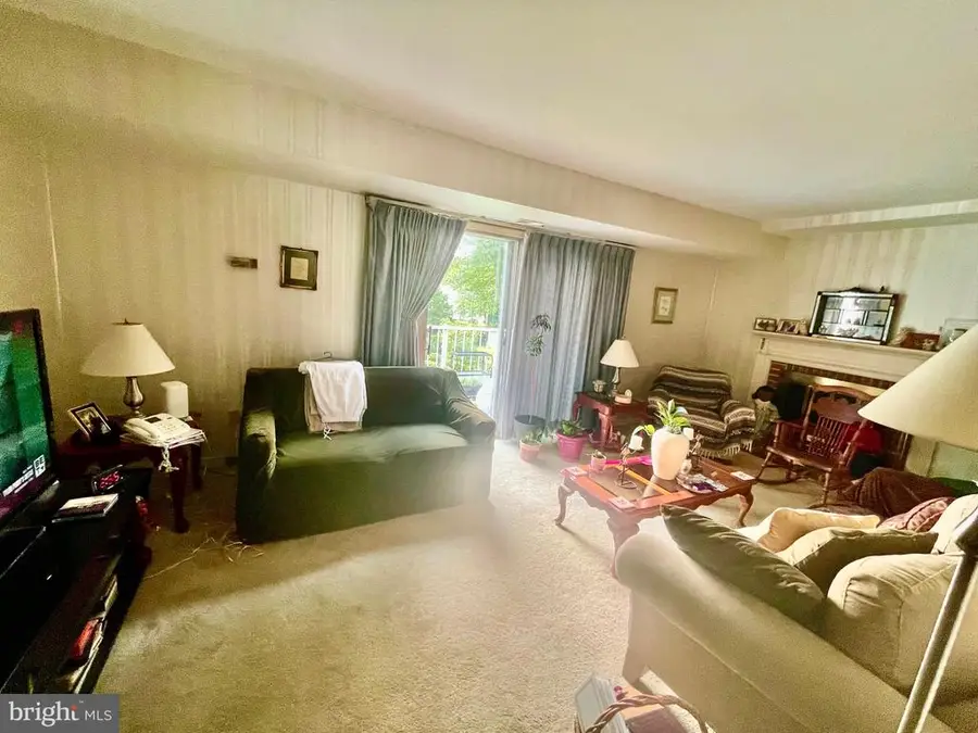 52 Leeds Ct, Warrenton, VA 20186 - #3