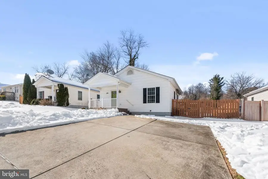 186 Sterling Ct, Warrenton, VA 20186 - #3