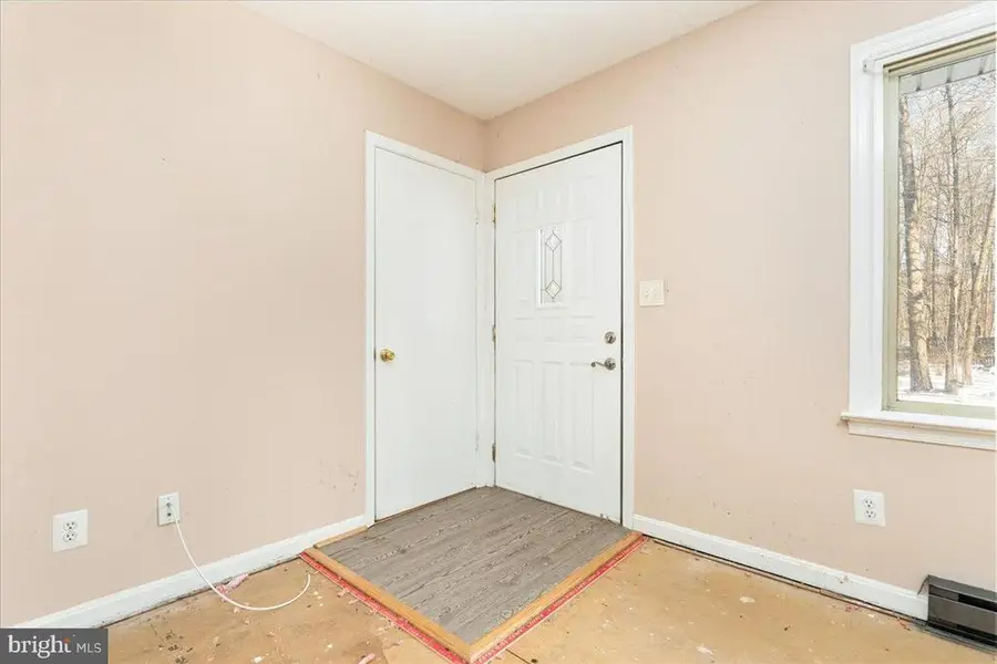 10090 Tyler Ln, Midland, VA  - #3