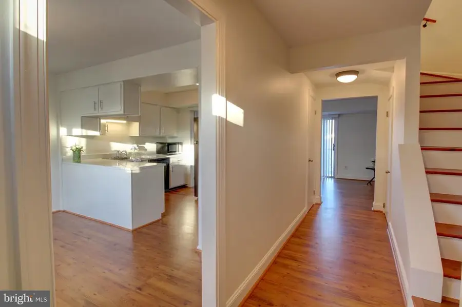 128 Fairfield St, Warrenton, VA 20186 - #3