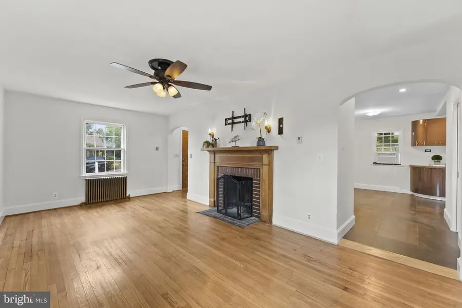 69 Moffett Ave, Warrenton, VA 20186 - #2