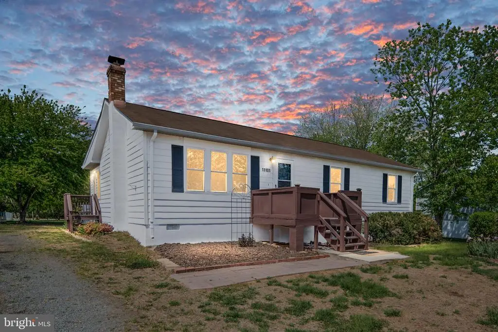 11101 Crest Ln, Bealeton, VA 22712 - #1