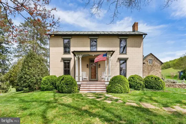 3459 Carrington Rd, Delaplane, VA 20144
