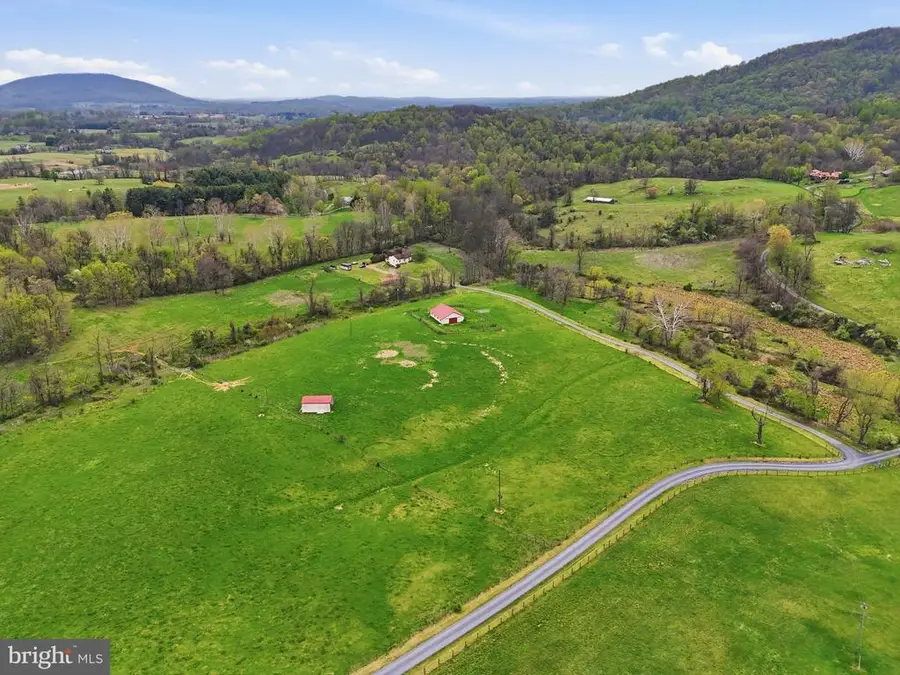 1901 Misty Meadows Ln, Markham, VA  - #2