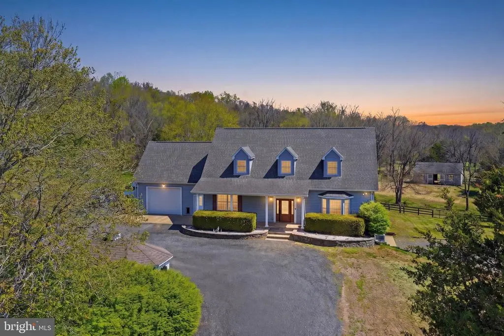 9571 Foxville Rd, Warrenton, VA 20186 - #1