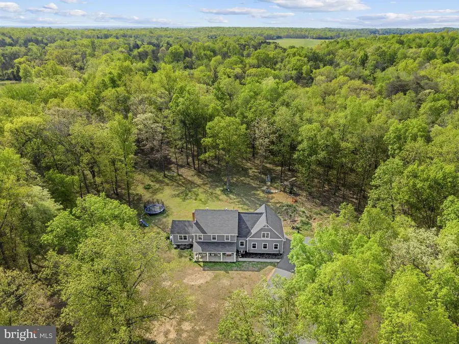 9396 Donnybrook Dr, Midland, VA 22728 - #2