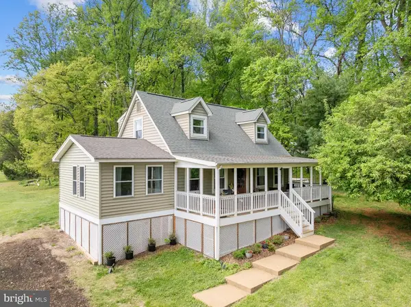 10444 Willowspring Ln, Warrenton, VA 20186