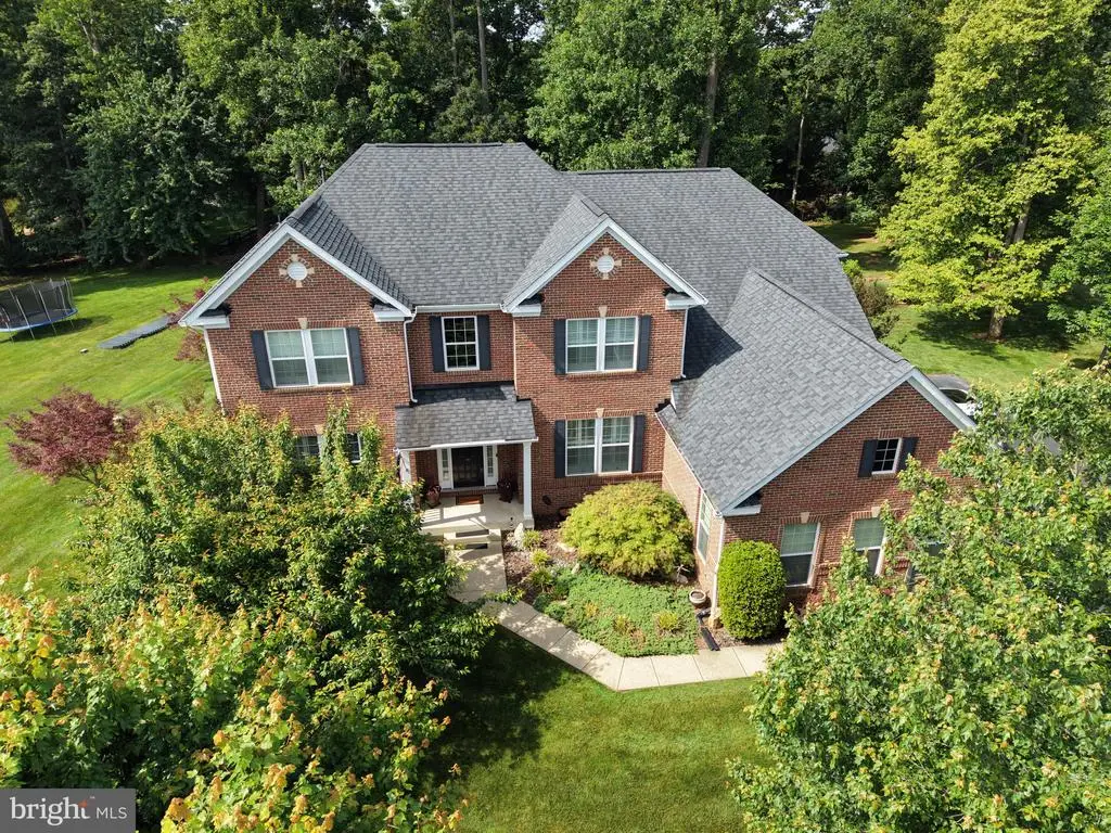 8025 Side Hill Dr, Warrenton, VA 20187 - #1