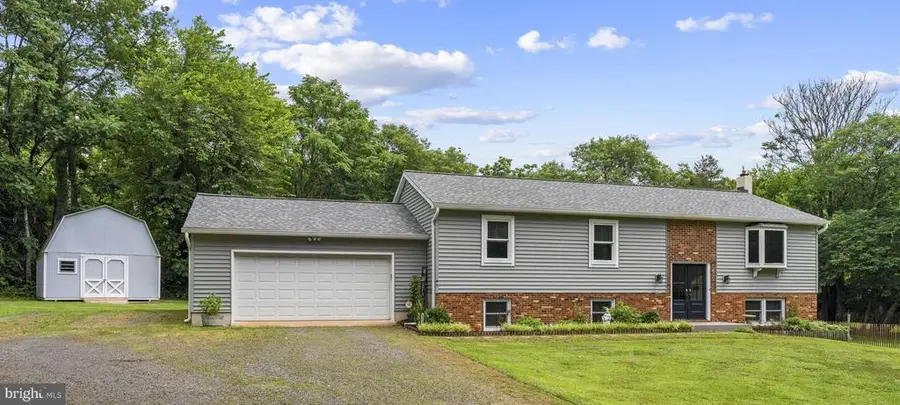 6318 Mayfield Ln, Warrenton, VA 20187 - #2
