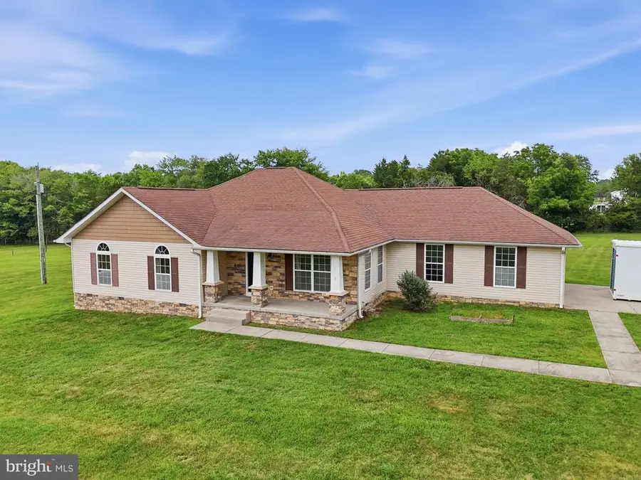 3472 Rock Run Rd, Goldvein, VA 22720 - #2