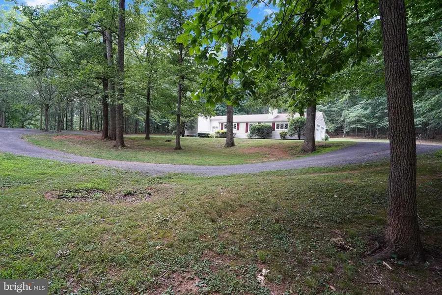 6067 Pilgrims Rest Rd, Broad Run, VA 20137 - #2