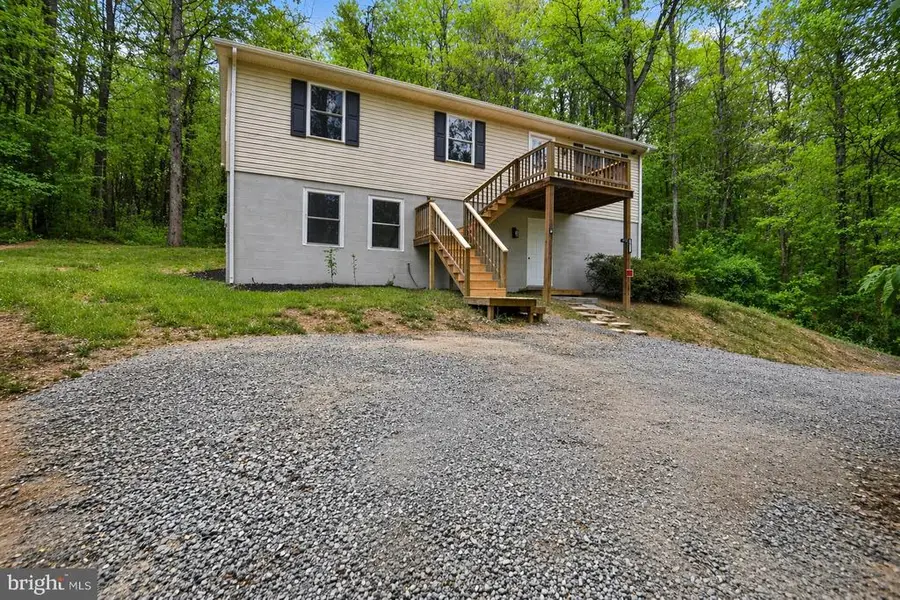 827 Greene Acres Rd S, Stanardsville, VA 22973 - #2