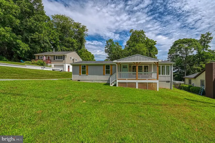 309 Ellis Dr, Louisa, VA 23093 - Image #2
