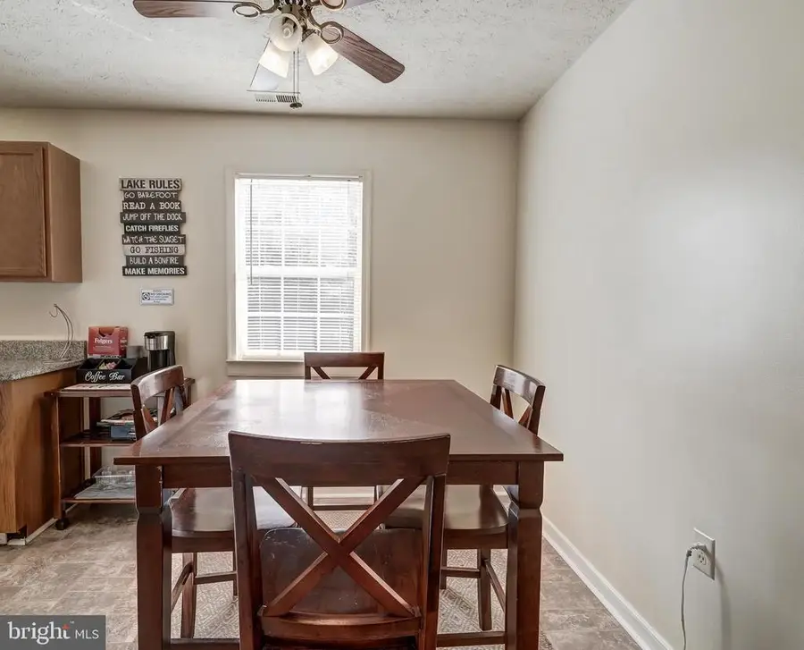 184 Anna Coves Blvd, Mineral, VA 23117 - #2