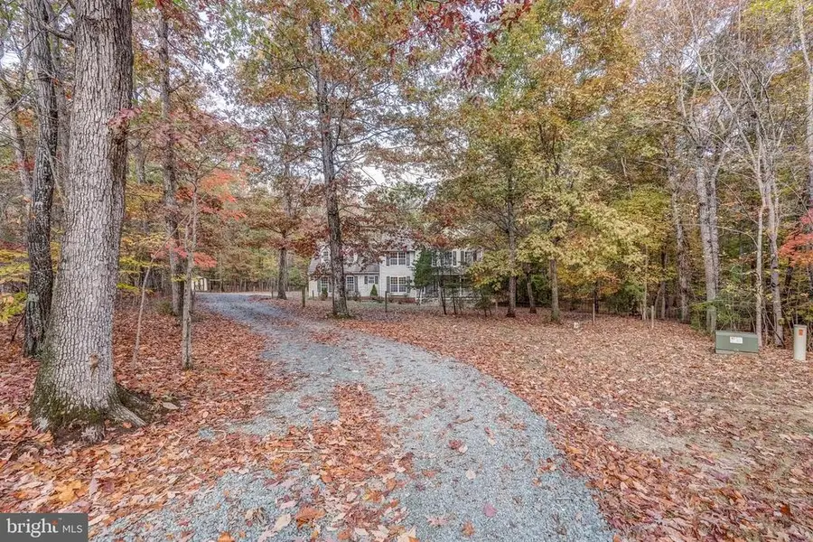 406 Saint Ivy Ave, Troy, VA 22974 - #2