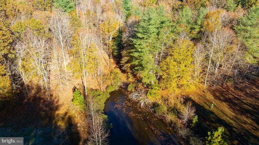 102 Oakmont Dr, Gordonsville, VA 22942 - #3