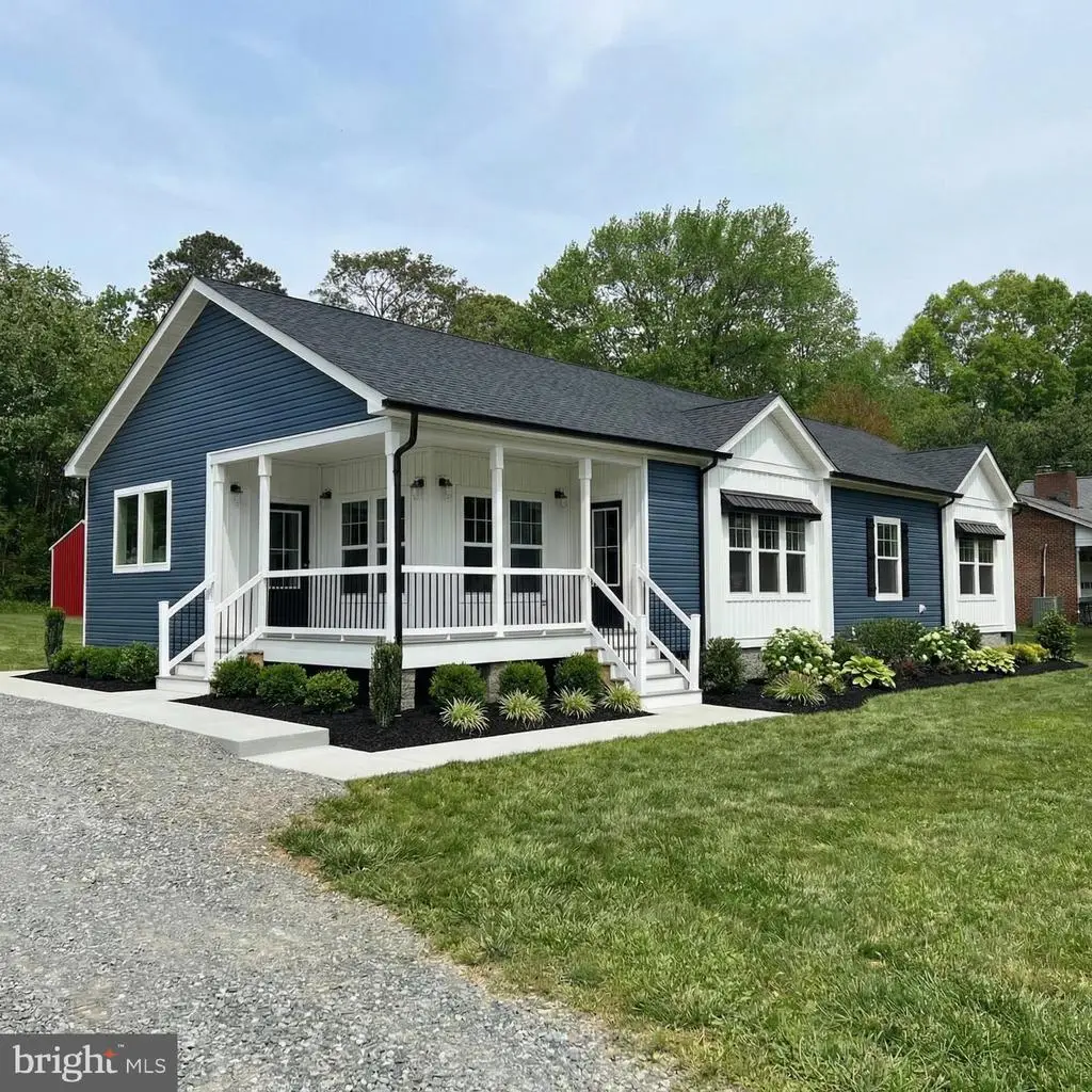104 Henson Ave, Louisa, VA 23093 - #1