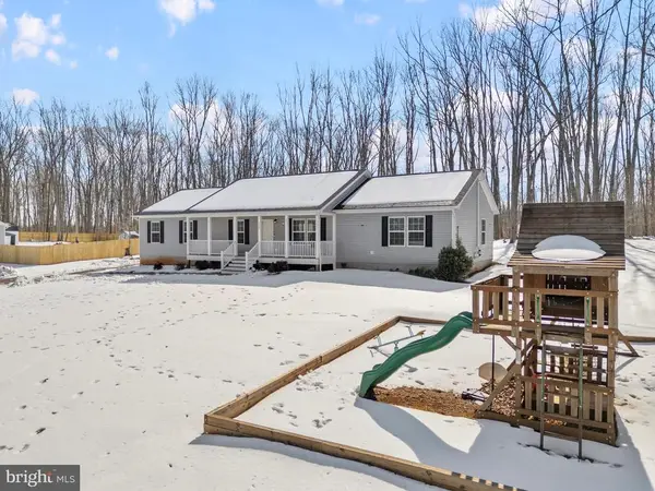 100 Evan Ln, Louisa, VA 23093