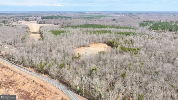 28 Cross Country Rd, Mineral, VA 23117