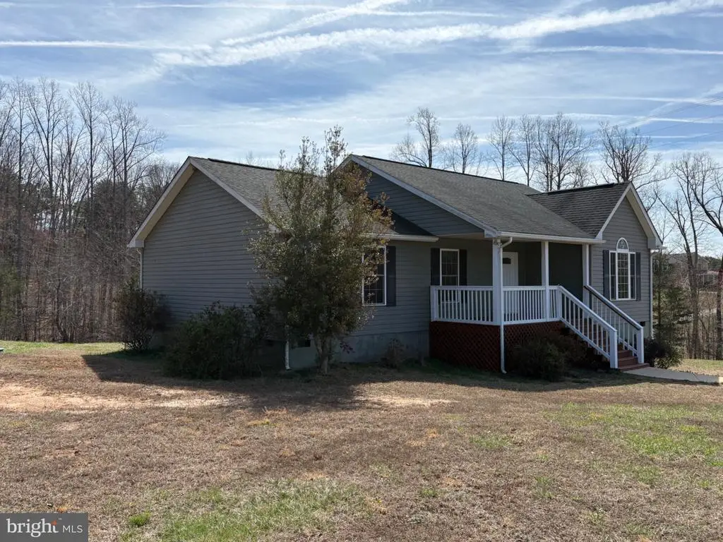 41 Elizabeth Ln, Louisa, VA 23093 - #1