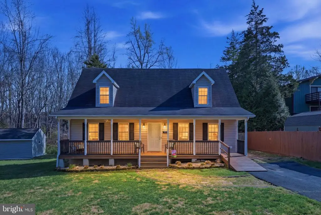 801 Lakeshore Dr S, Louisa, VA 23093 - #1