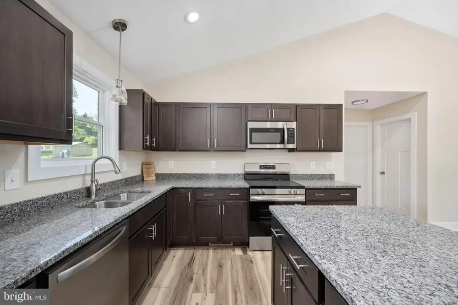 264 Dogwood Dr, Louisa, VA 23093 - #3