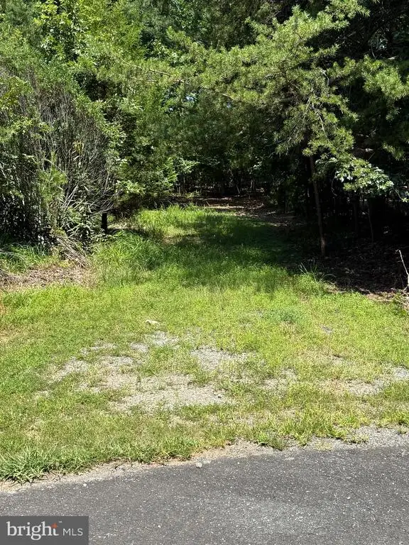 Madeline Lane, Mineral, VA 23117