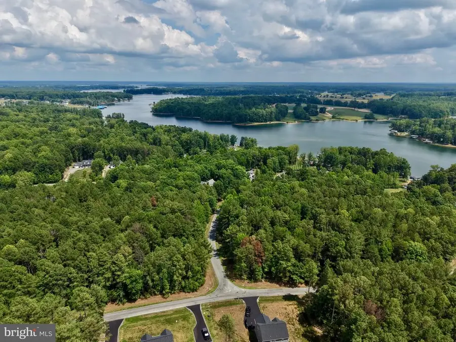Acorn Dr, Mineral, VA 23117 - #3