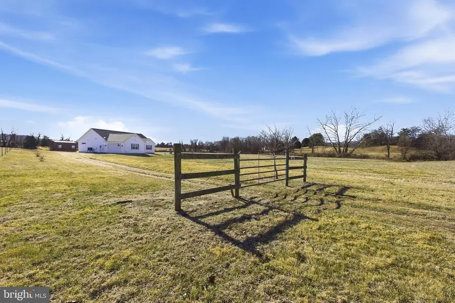 5810 Hoover Rd W, Reva, VA 22735 - Image #2