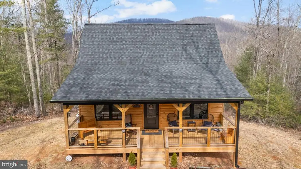 1823 Desert Rd, Haywood, VA 22722 - #1