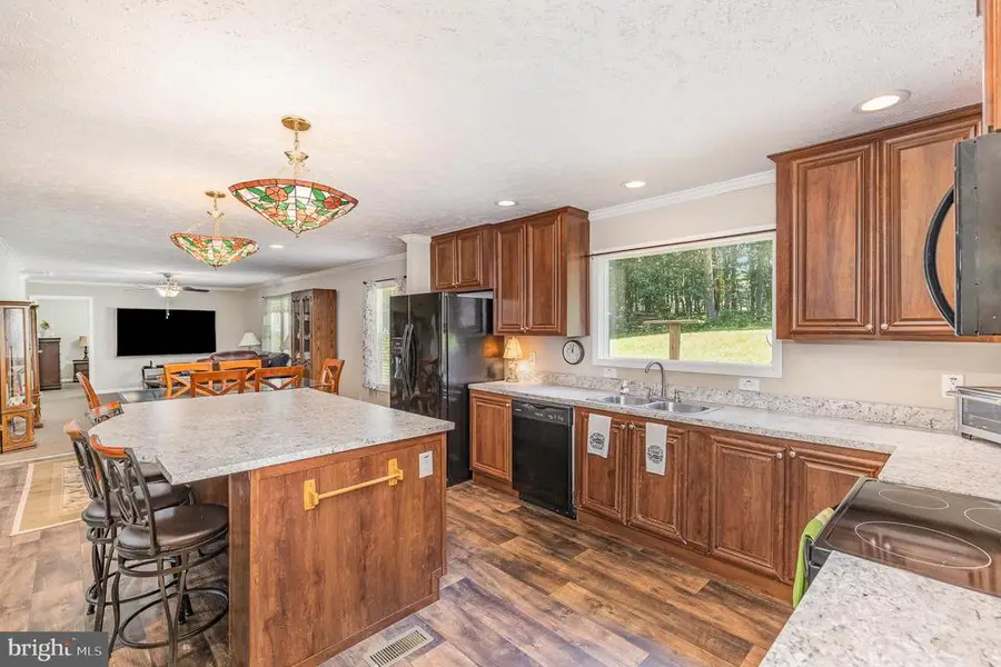 33101 Juniper Ln, Locust Grove, VA 22508 - Image #2