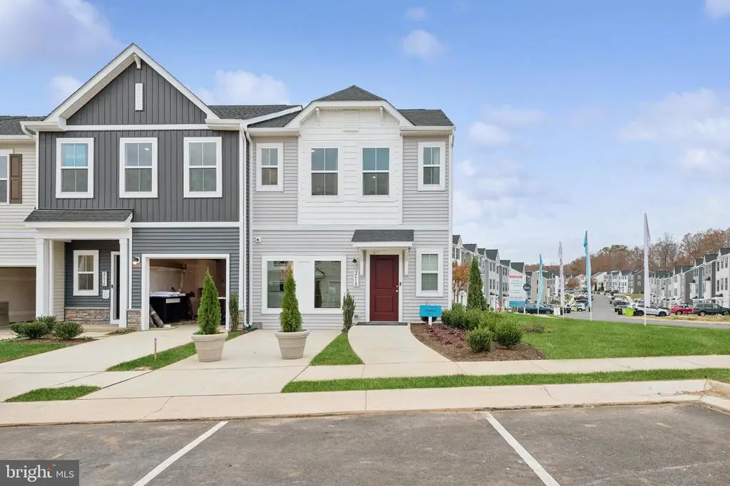 2610 Grey Wolf Ln, Locust Grove, VA 22508 - #1