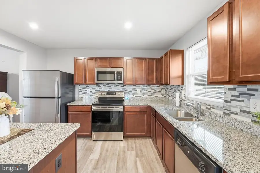 35209 Sara Ct, Locust Grove, VA 22508 - Image #2