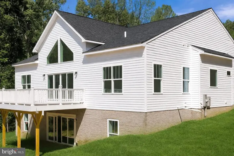 26700 Daniels Point Dr, Unionville, VA 22567 - #2