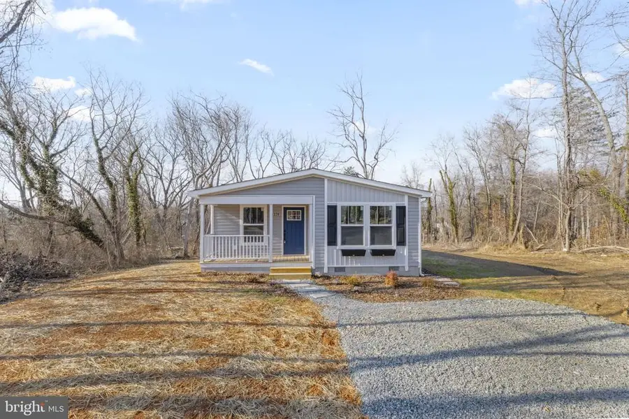 328 East St, Gordonsville, VA 22942 - #2