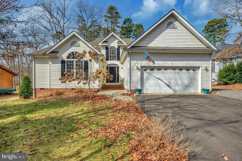 204 Wakefield Dr, Locust Grove, VA 22508 - #1