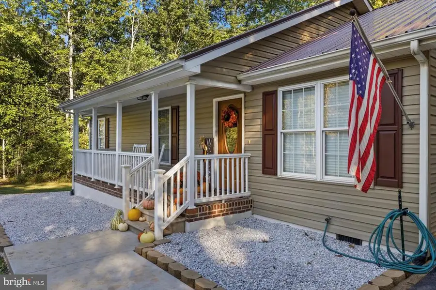 25281 Boling Ln, Rhoadesville, VA 22542 - #2