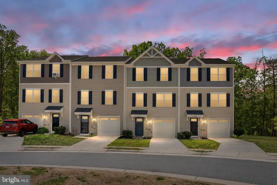 2868 Farzi Cir, Locust Grove, VA 22508 - #2