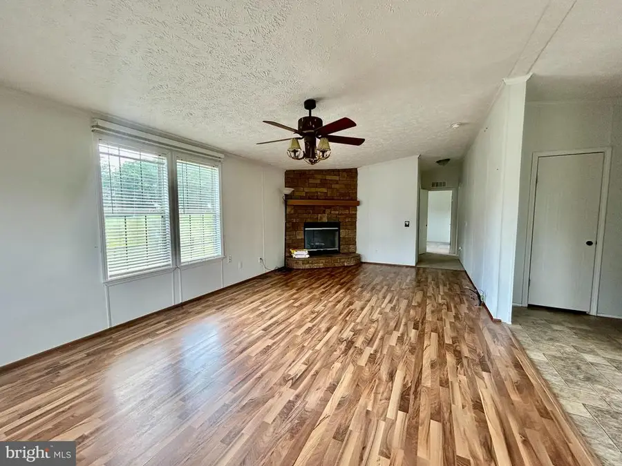 23221 Independence Rd, Unionville, VA 22567 - #3