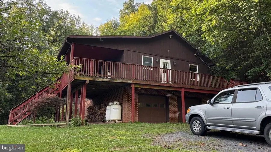 287 Blackthorne Rd, Luray, VA 22835 - #2