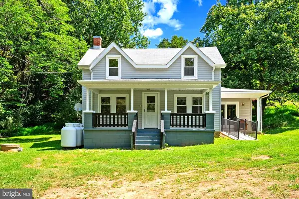 145 Weakley Ln, Stanley, VA 22851