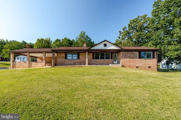 841 Judy Ln Ext, Stanley, VA 22851