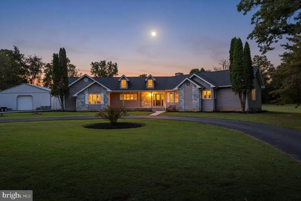 174 Martin St, Luray, VA 22835 - Image #1