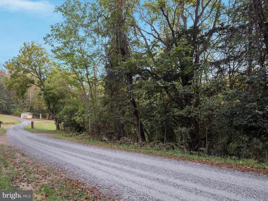 200 Colwood Dr, Rileyville, VA 22650 - #2